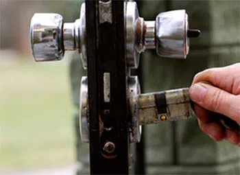 New Britain Lock And Key New Britain, CT 860-359-9163